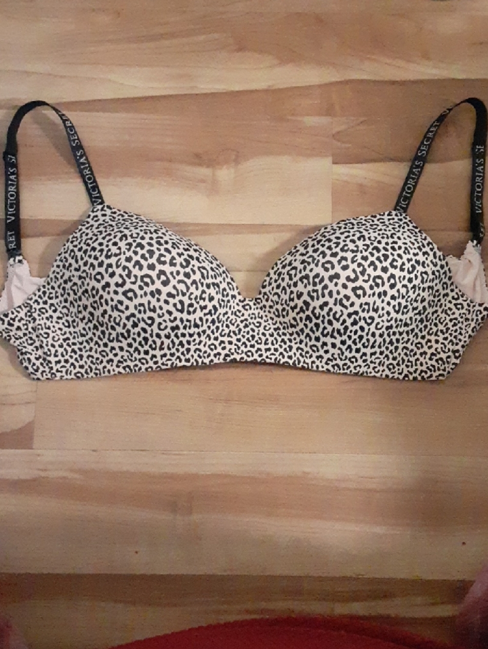 Victoria's Secret Black and Cream Leopard Push-Up Bra with Branded Straps